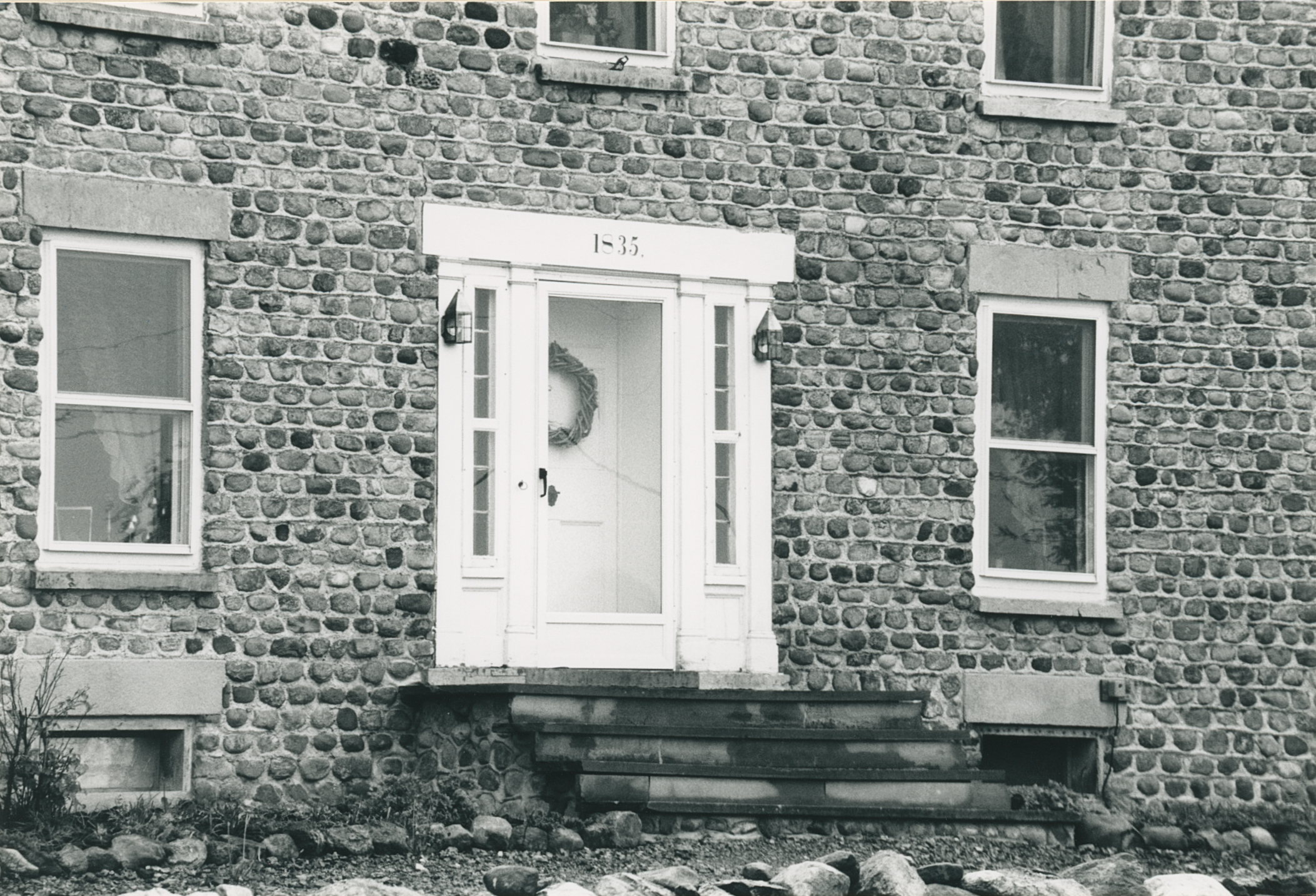 Mid-1 853 E Bethany Rd 2